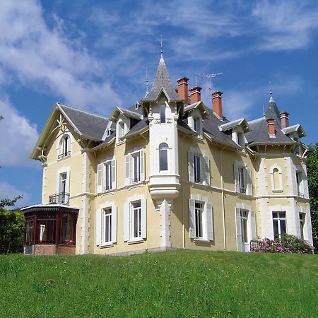 B&B Le Domaine Des Soyeux Saint-Julien-Molin-Molette Exterior foto