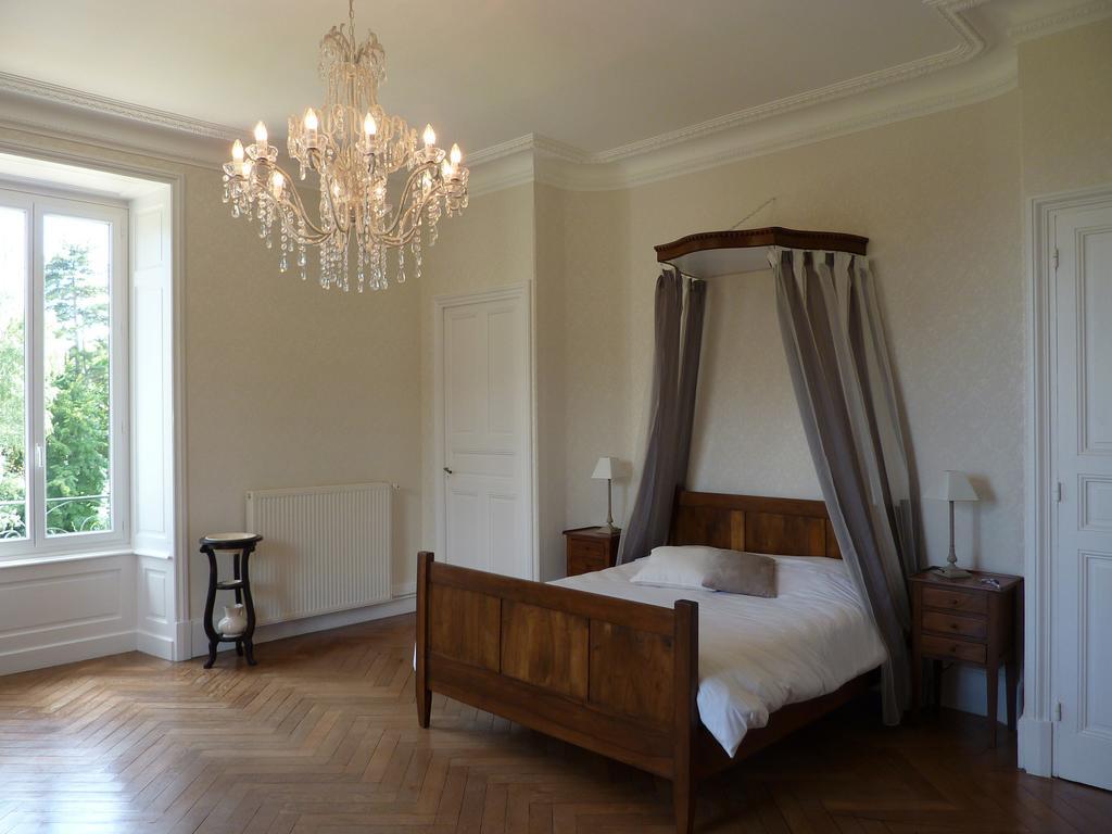 B&B Le Domaine Des Soyeux Saint-Julien-Molin-Molette Zimmer foto