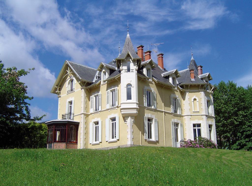 B&B Le Domaine Des Soyeux Saint-Julien-Molin-Molette Exterior foto